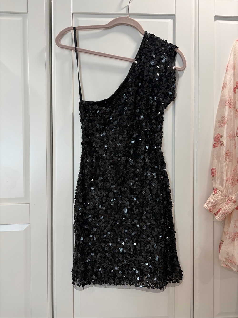 Arden B Black One-Shoulder Sequin Mini Dress